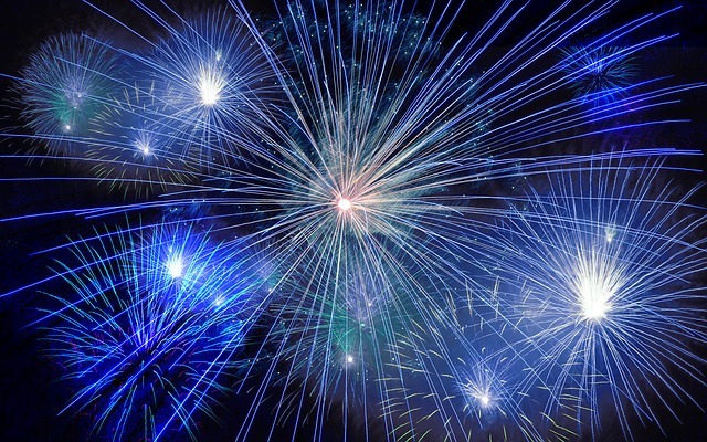 Feuerwerk an Sylvester.Buchen sie uns für ihre Sylvesterparty